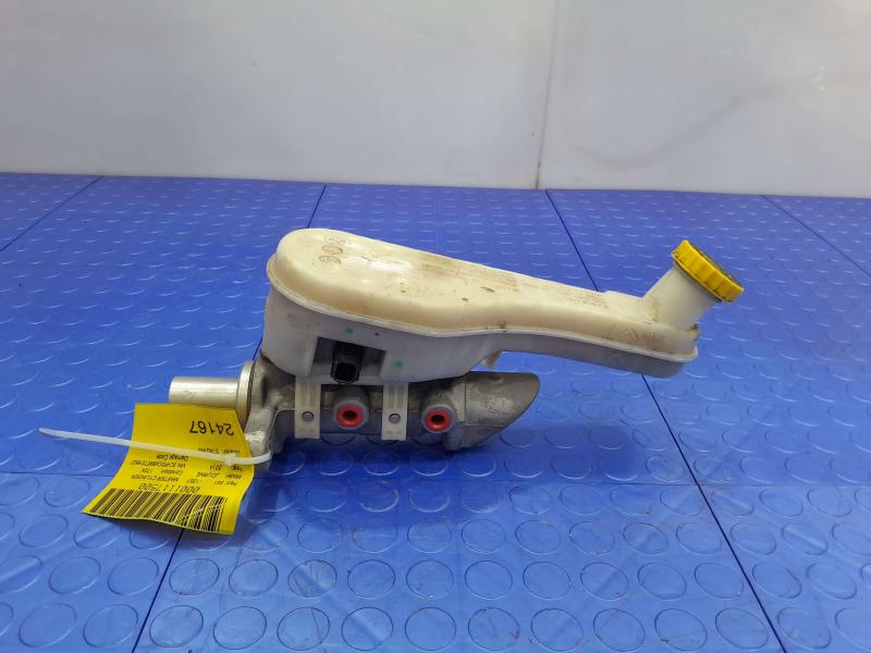 2014 Dodge Journey Master Cylinder