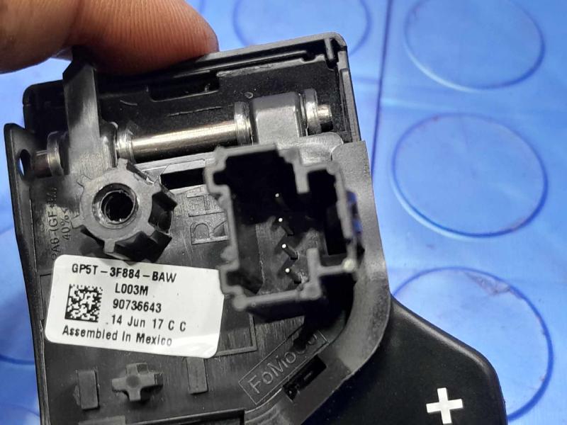 2017 Lincoln MKC Combination Switch
