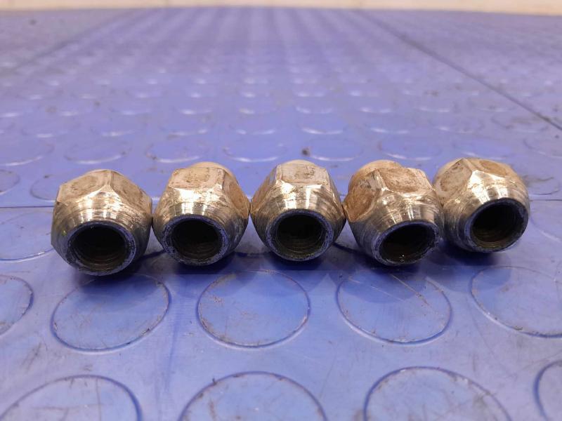 2012 Mazda Mazda5 Lug Nuts