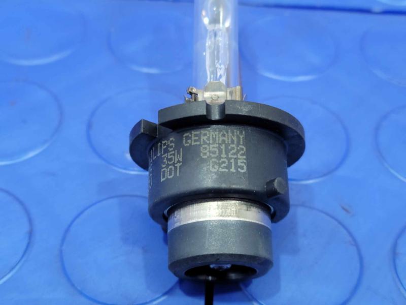 2003 Audi TT Headlamp Bulb