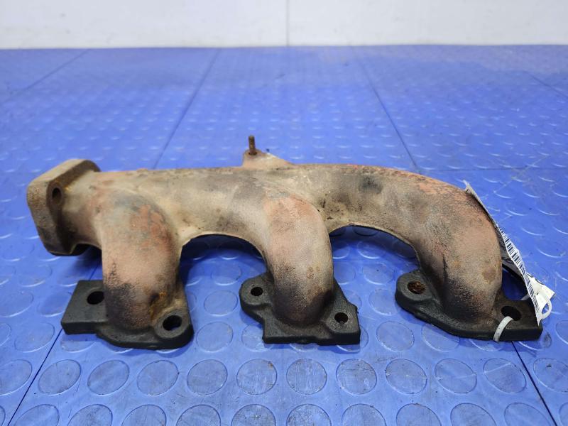 2007 Dodge Grand Caravan Exhaust Manifold