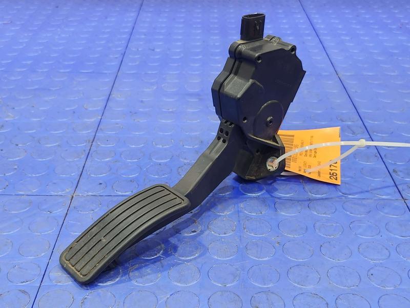 2008 Subaru Legacy Pedal Assembly