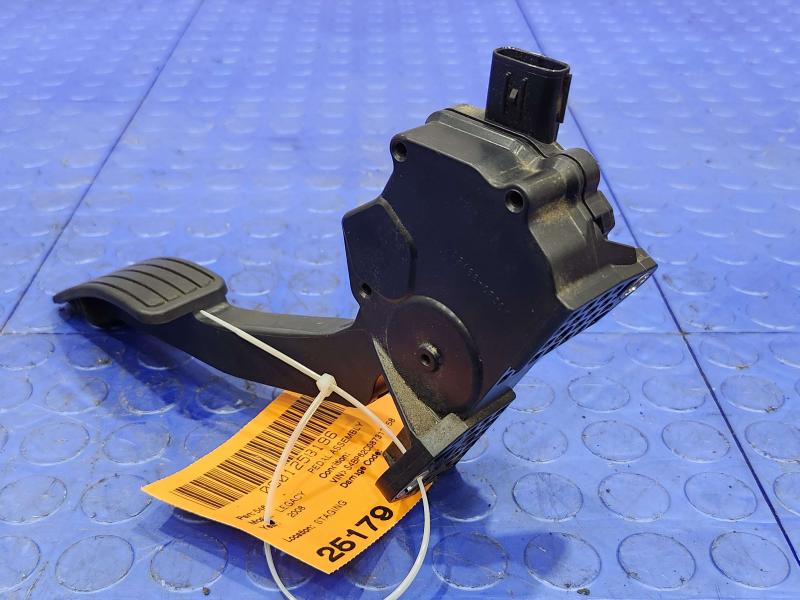 2008 Subaru Legacy Pedal Assembly