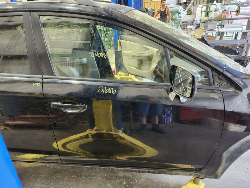 2013 Subaru Crosstrek Front Door