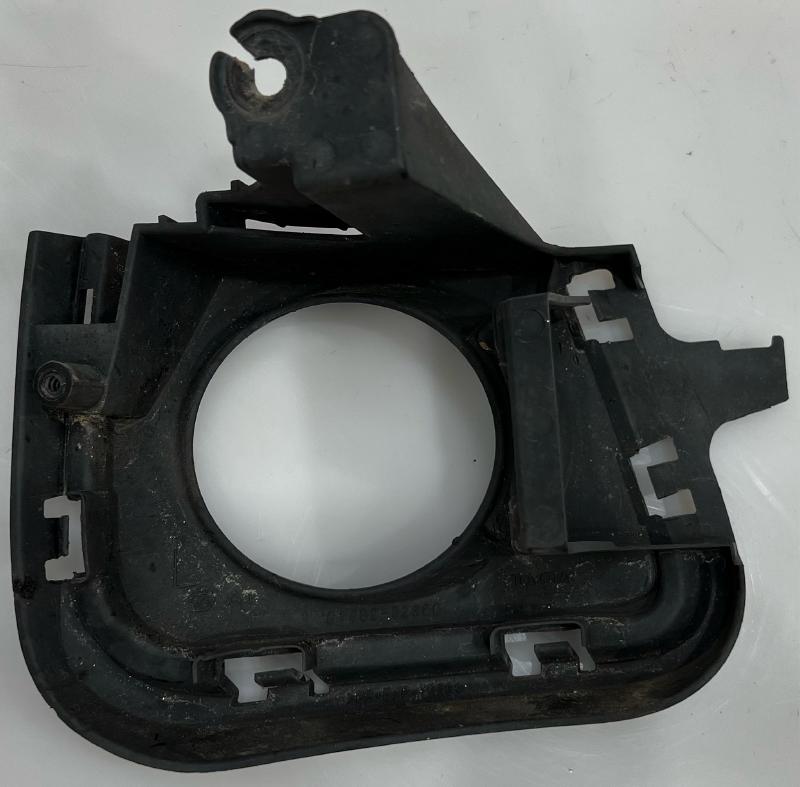 2013 Toyota Prius Grille