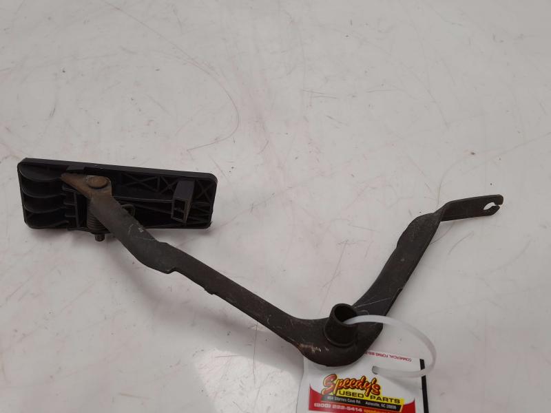 1997 - 2005 Buick Park Avenue Accelerator Pedal Assembly OEM