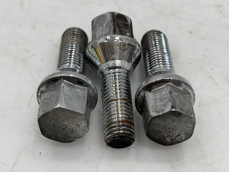 2009 Smart Fortwo Lug Nuts