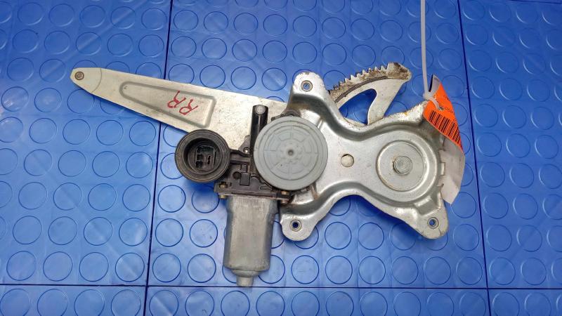 2005 Toyota RAV4 Side/Rear/Cargo Regulator