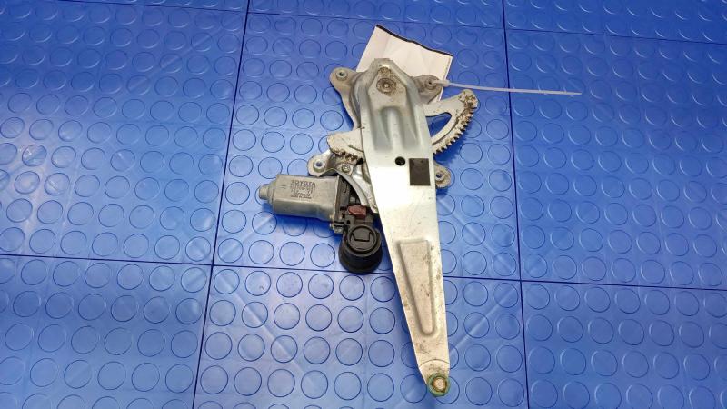 2005 Toyota RAV4 Side/Rear/Cargo Regulator