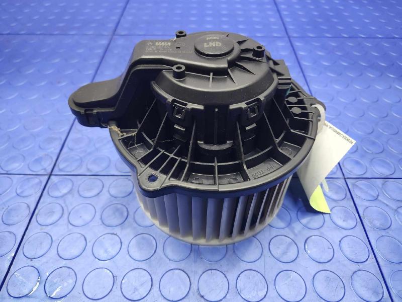 2015 Kia Forte Blower Motor