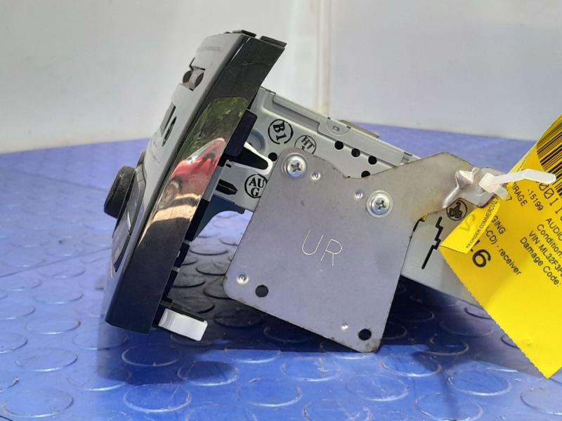 2017 Mitsubishi Mirage AM-FM-CD Radio Receiver Assembly OEM 8701A657
