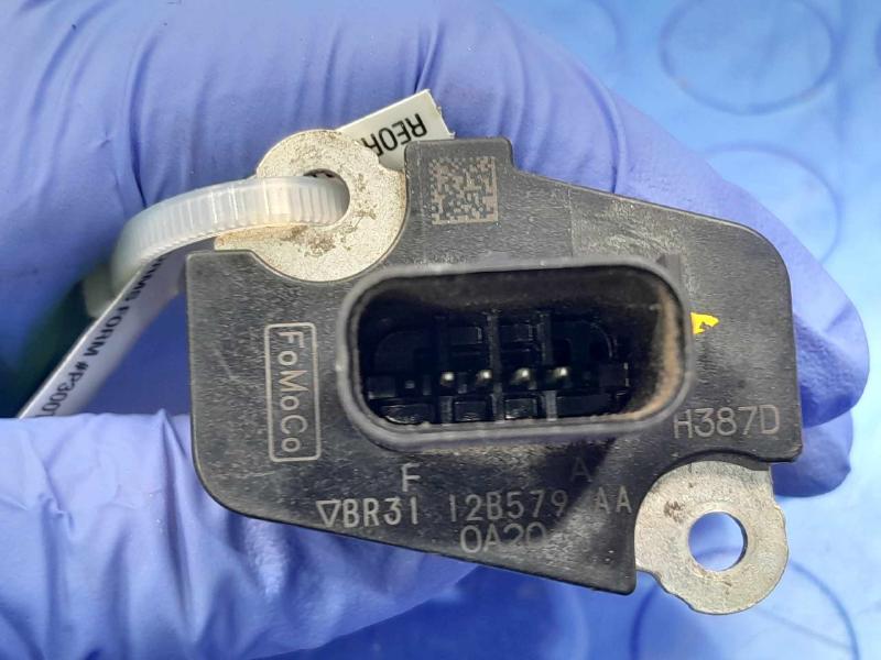 2011 Ford F-250 Super Duty Air Flow Meter