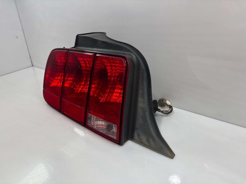 2008 Ford Mustang Tail Light Assembly