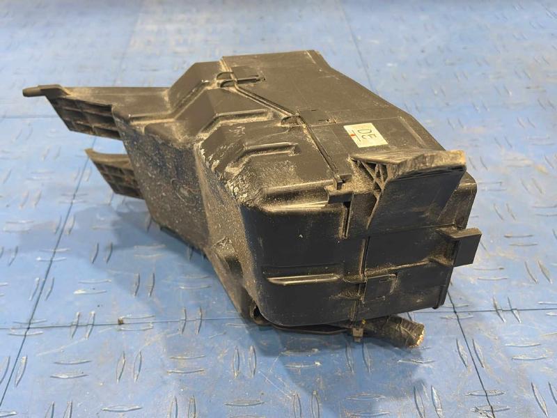 2007 Toyota RAV4 Engine Fuse Box