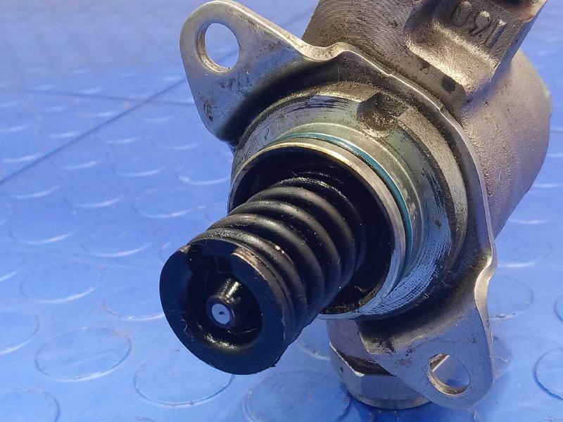 2015 Audi Q7 Fuel Pump