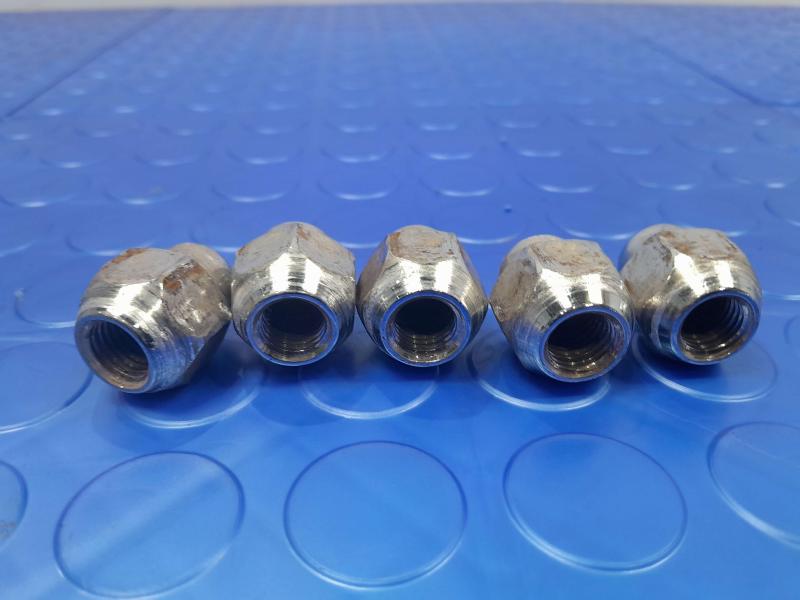2020 Kia Optima Lug Nuts