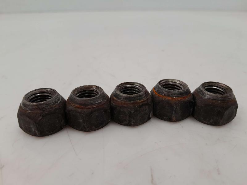 2009 Toyota Corolla Lug Nuts