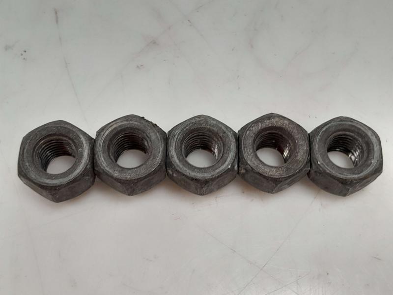 2009 Toyota Corolla Lug Nuts