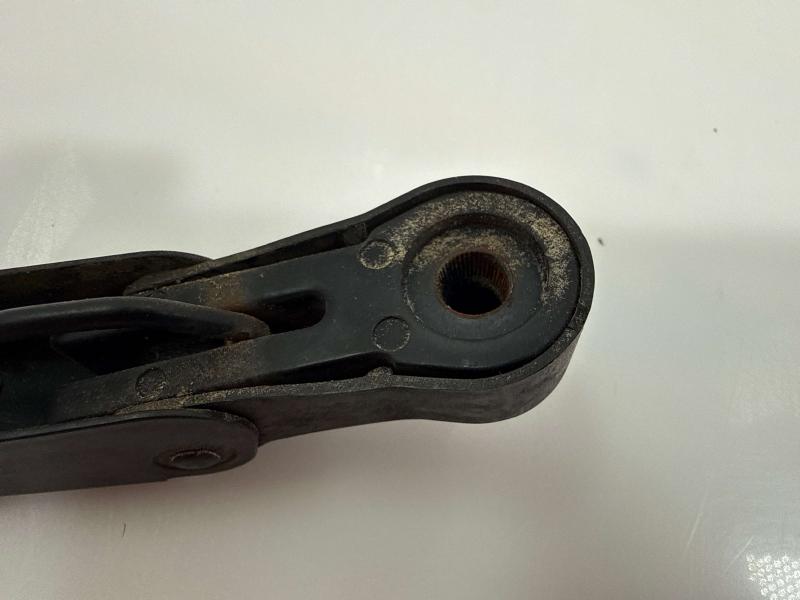 2000 Honda CR-V Wiper Arm