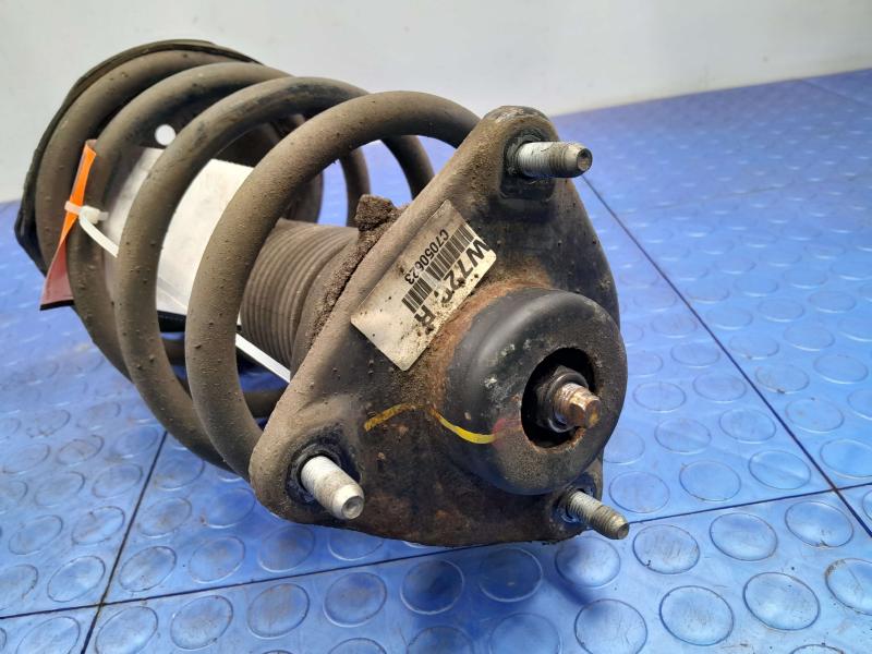 2010-2013 Kia Forte Front Strut Assembly Right Passenger Side OEM 546611M360 ,RH