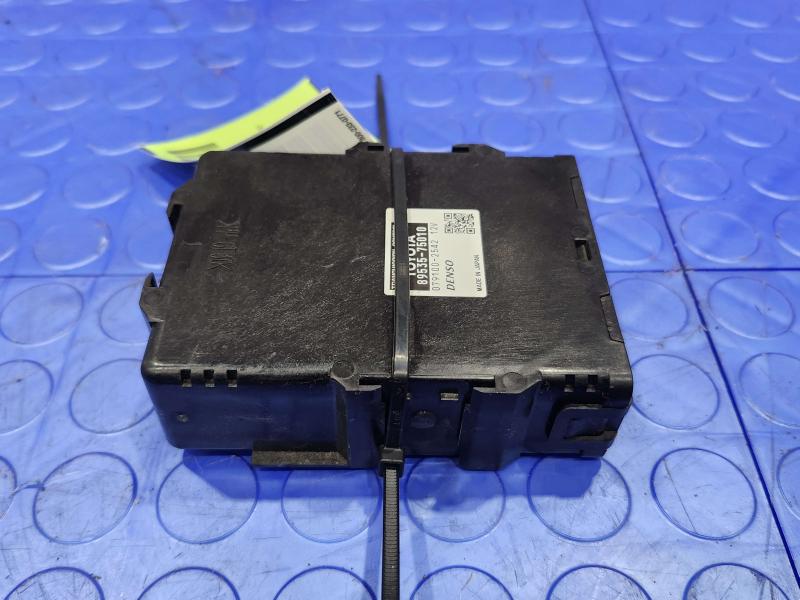 2010-2011 Toyota Prius 1.8L Automatic Transmission Control Module OEM 89535-75010