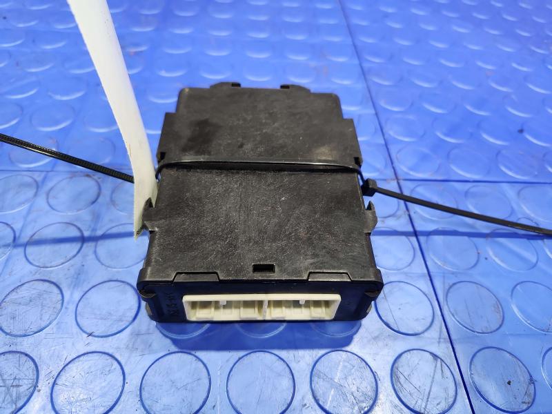 2010-2011 Toyota Prius 1.8L Automatic Transmission Control Module OEM 89535-75010