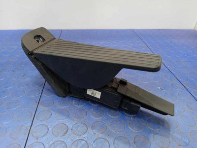 2016-2019 Volvo XC90 Accelerator Pedal Assembly with Sensor OEM 31445944