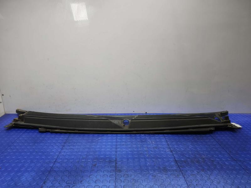 2007-2014 GMC Yukon Cowl Panel Cover Air Inlet Grille Genuine OEM 25872303