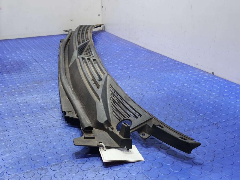 2007-2014 GMC Yukon Cowl Panel Cover Air Inlet Grille Genuine OEM 25872303