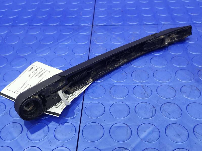 2011 Kia Sorento Wiper Arm