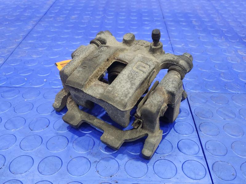 2013 Nissan Pathfinder Caliper