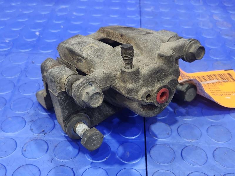 2013 Nissan Pathfinder Caliper