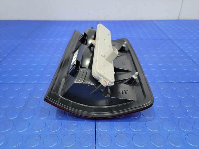 2002 Dodge Ram 1500 Tail Light Assembly