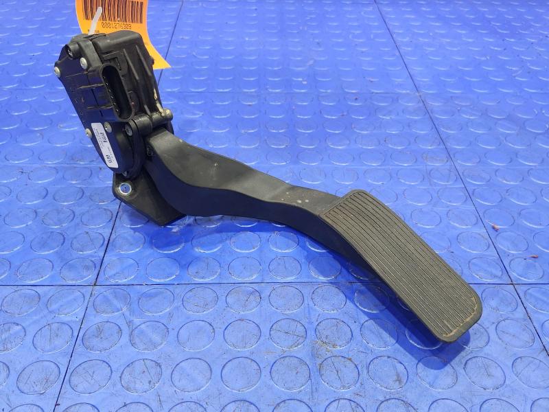 2010 Chevrolet Tahoe Pedal Assembly