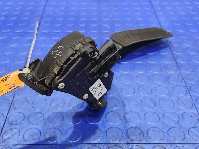2010 Chevrolet Tahoe Pedal Assembly
