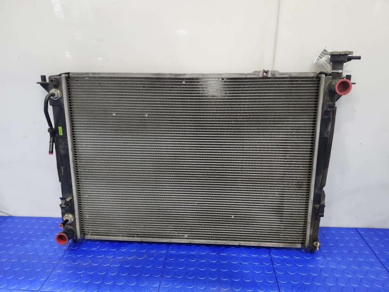 2011 Kia Sorento Radiator
