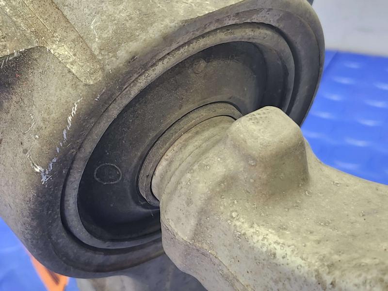 2013 Infiniti FX35 Lower Control Arm Front