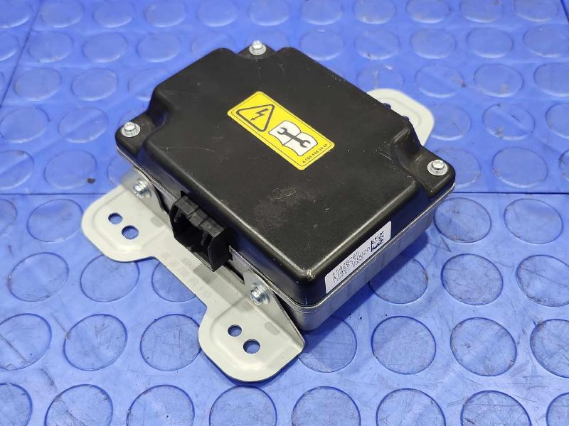 2012 Mercedes E-Class Converter/Inverter/Charger