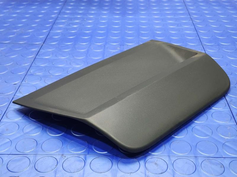 2019 Toyota Camry 3Rd Brake Light Avoidance Lamp