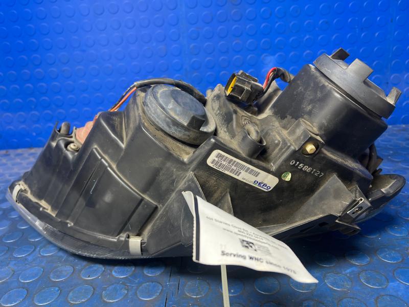 2006 Chrysler Pacifica Headlamp Assembly