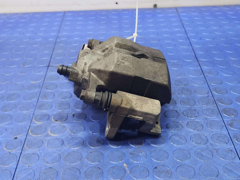 2014 Toyota Prius Caliper