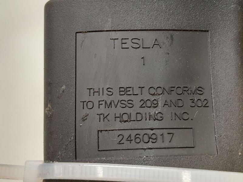 2013 Tesla Model S Front Seat Belt