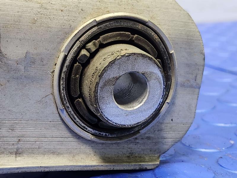 2020 Ford Escape Lower Control Arm Rr