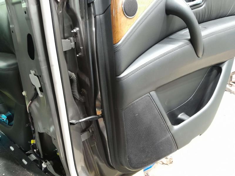 2014 Infiniti QX80 Rear Door Trim Panel