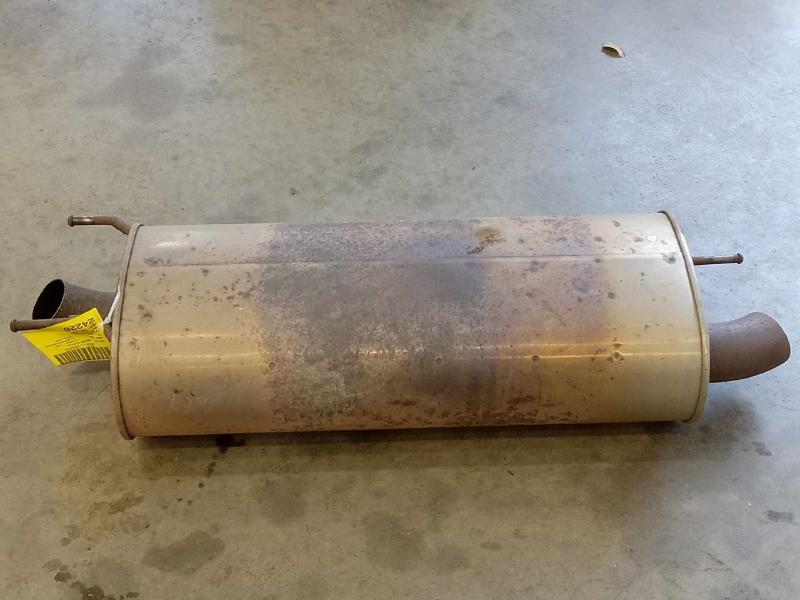 2011-2015 Infiniti QX56 QX80 Center Intermediate Exhaust Muffler OEM 201001LA2A