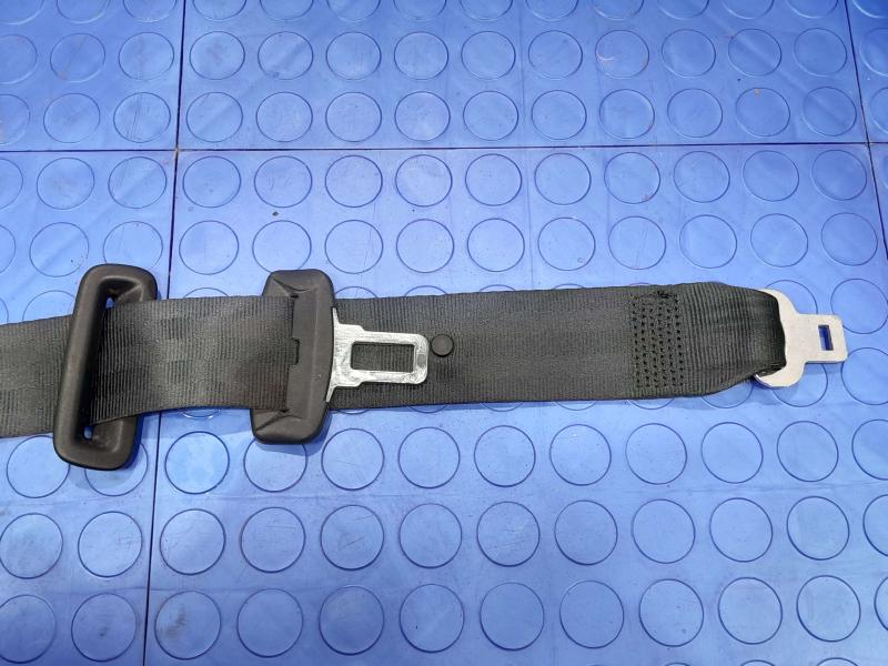 2017 Jaguar XE Rear Seat Belt