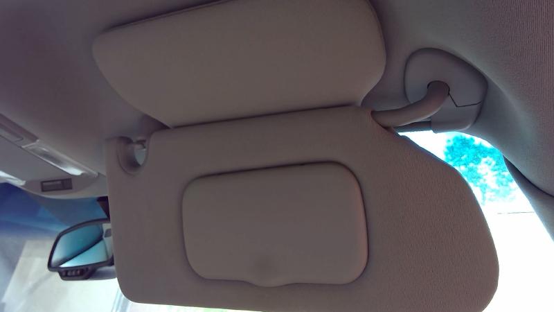 2007 Cadillac DTS Sun Visor