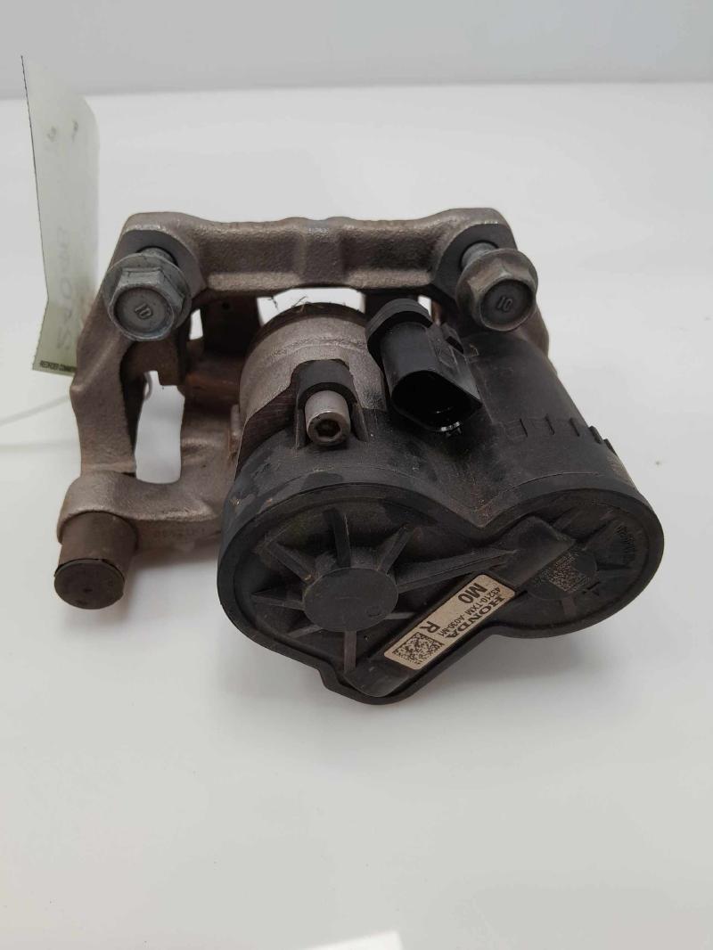 2022 Honda Insight Caliper
