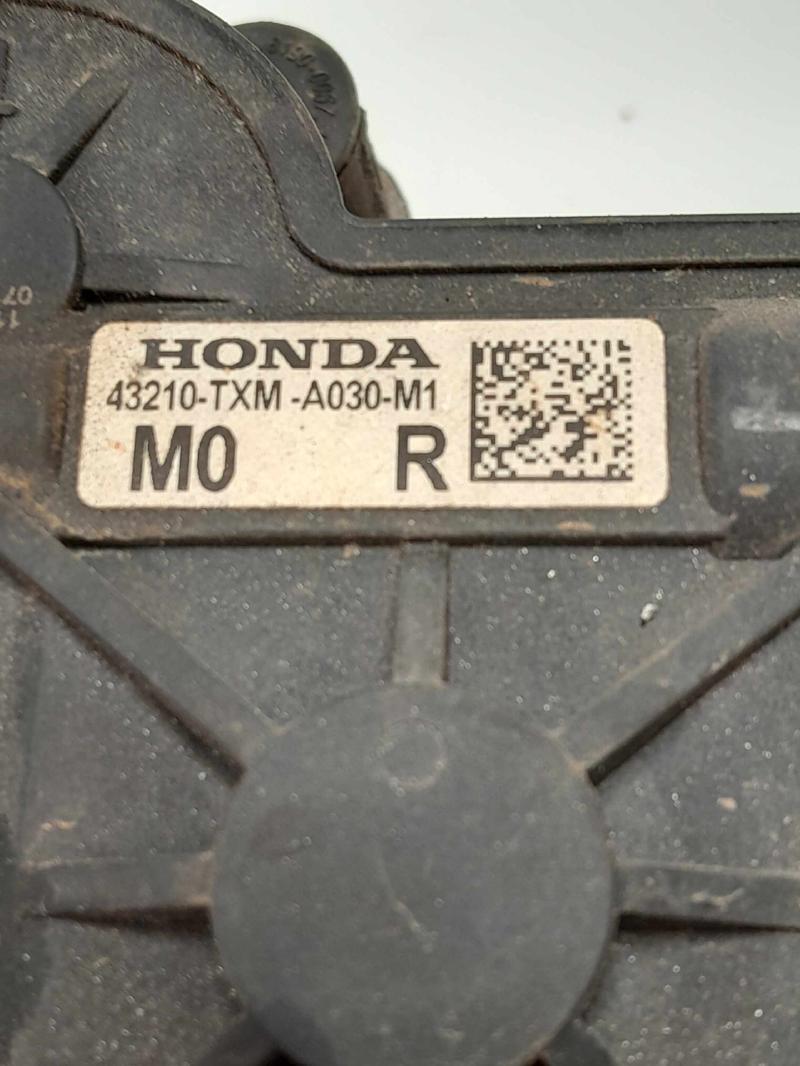 2022 Honda Insight Caliper