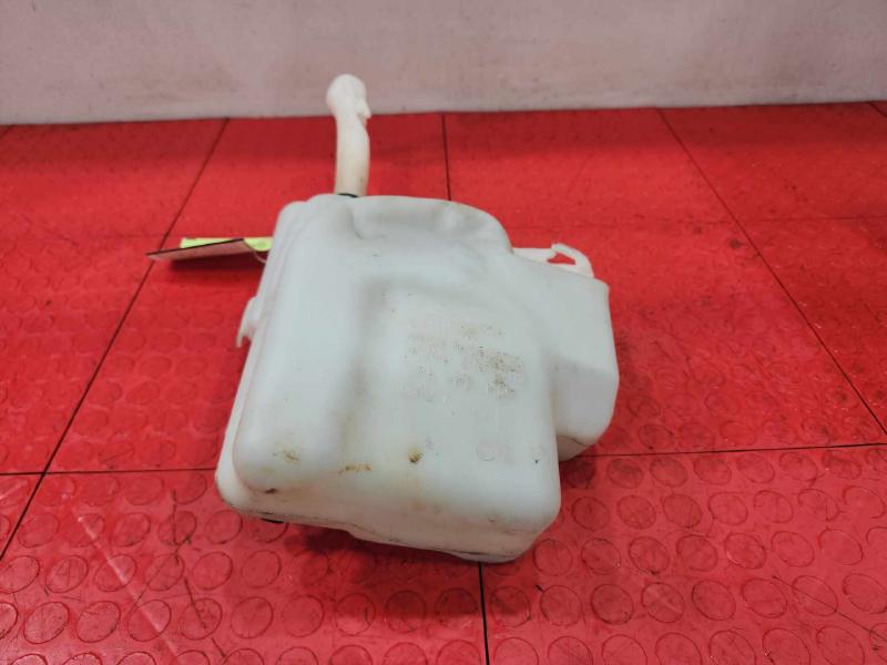 2015 Buick Regal Washer Bottle